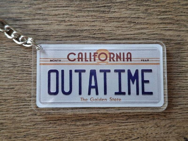 Sleutelhanger : OUTATIME !!