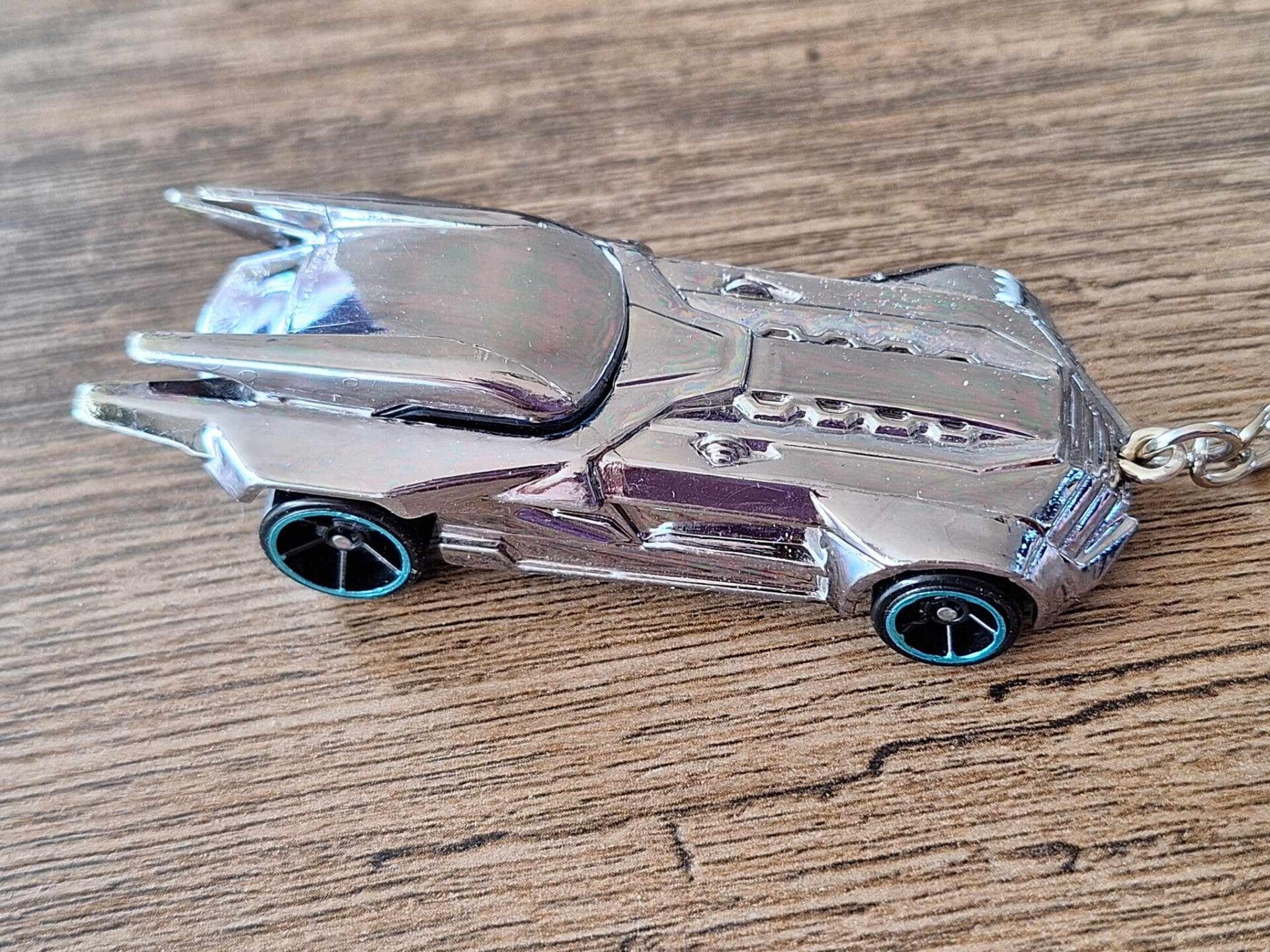 Sleutelhanger : Hotwheels : Chrome Batmobile !!