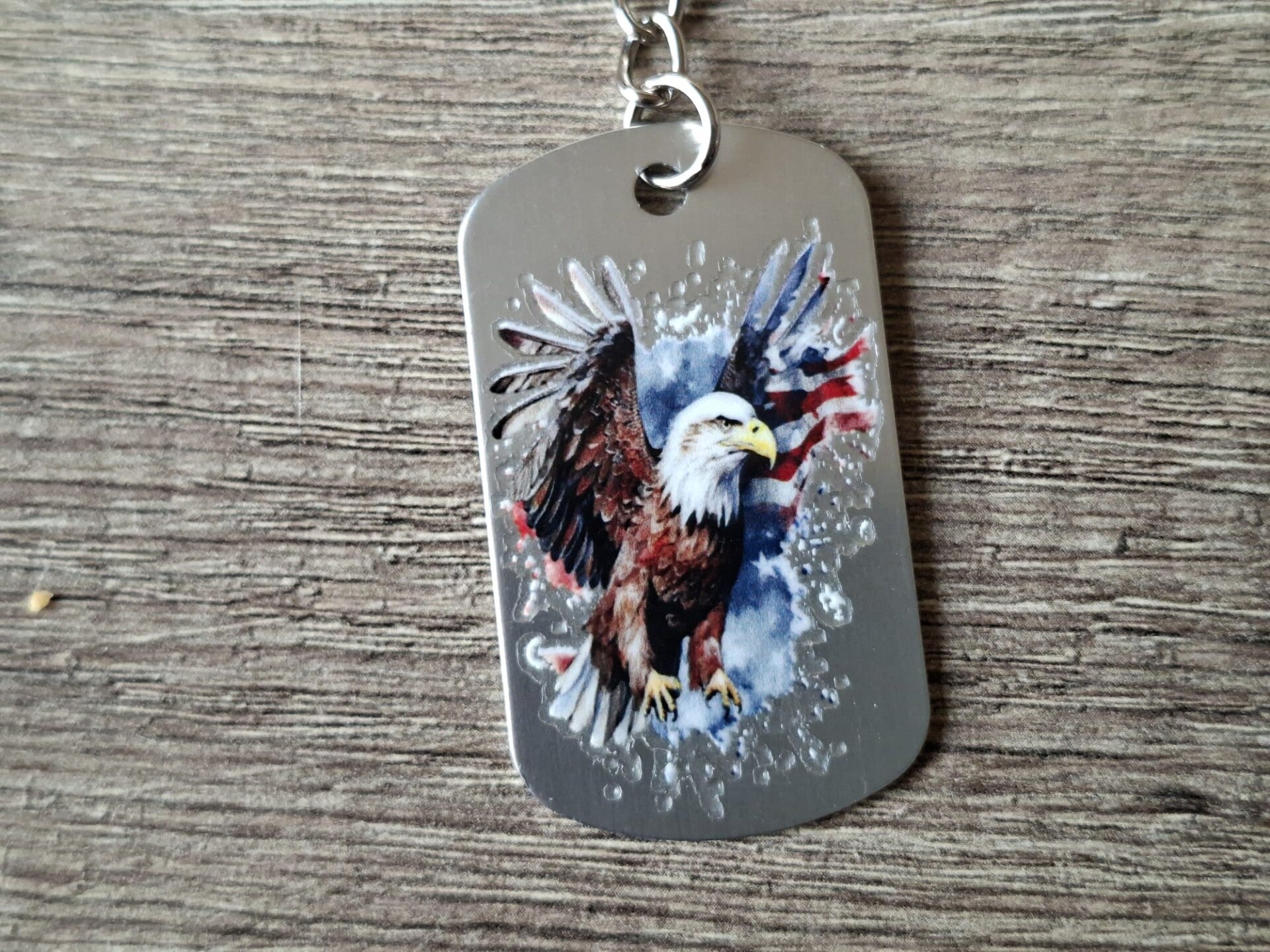 Sleutelhanger : Zilverkleurige Metalen Tag : Adelaar !! 4