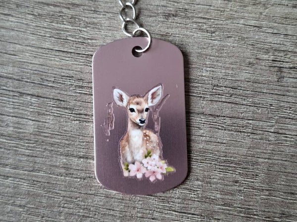 Sleutelhanger : Lichtroze Metalen Tag : Hert !! 1