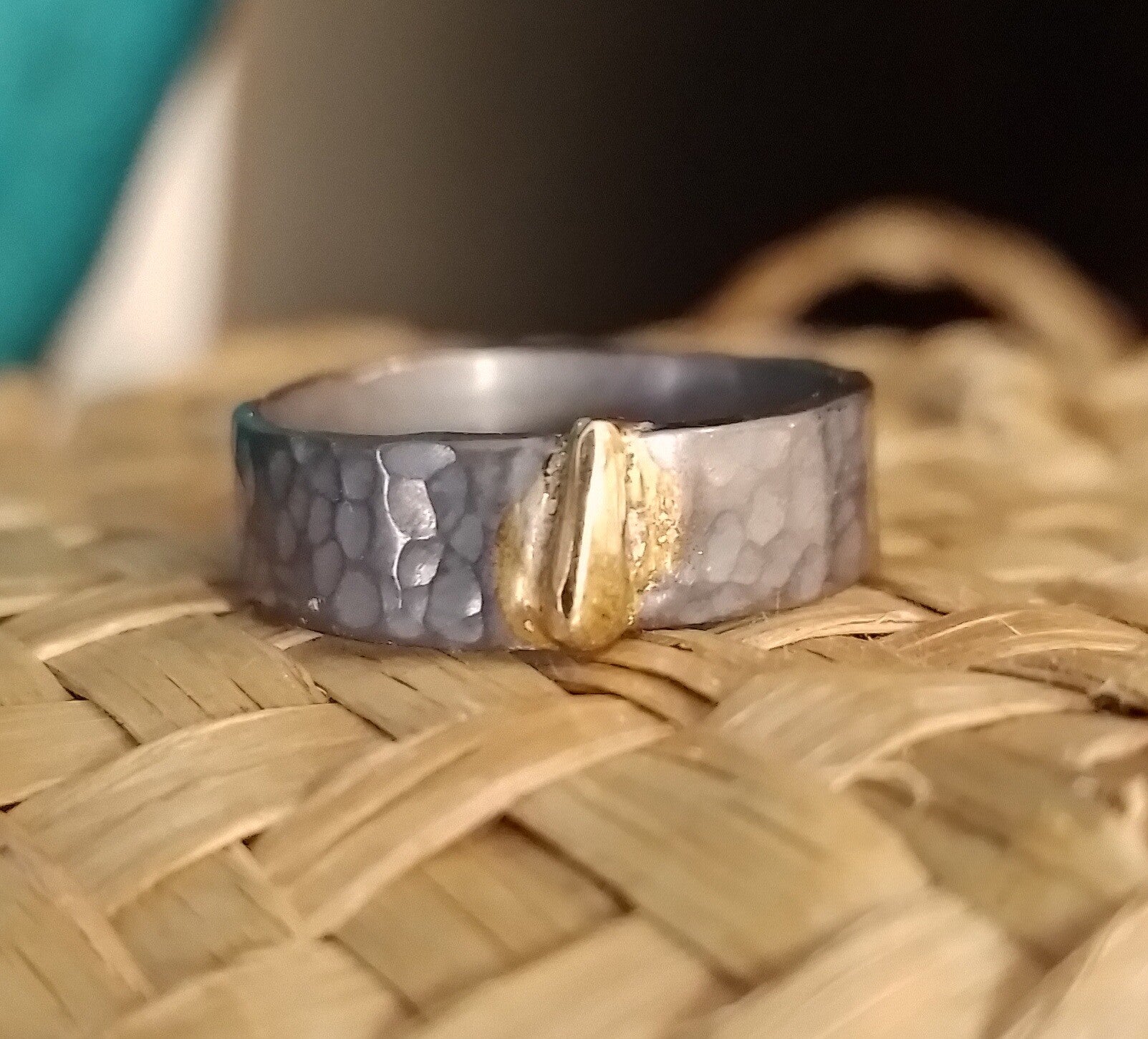 Gold rush ring – gold strike