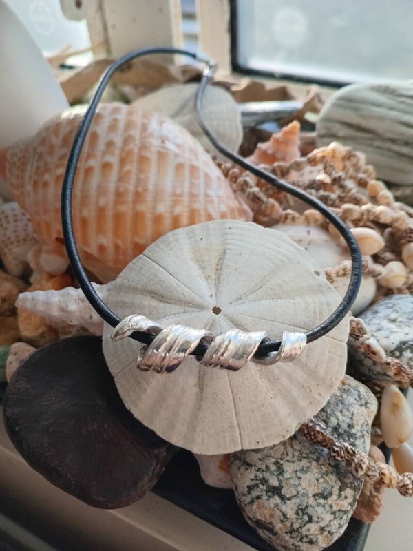Kelp curl on Leather necklace