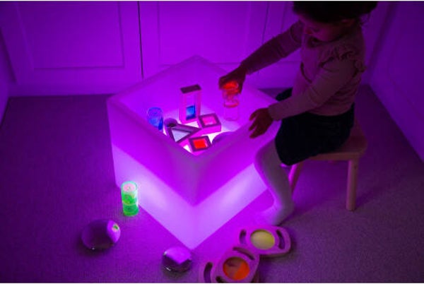 LED Messy Play Cube Table