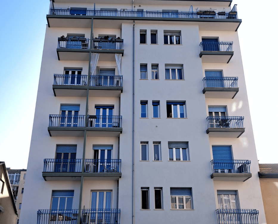 facciata di un condominio