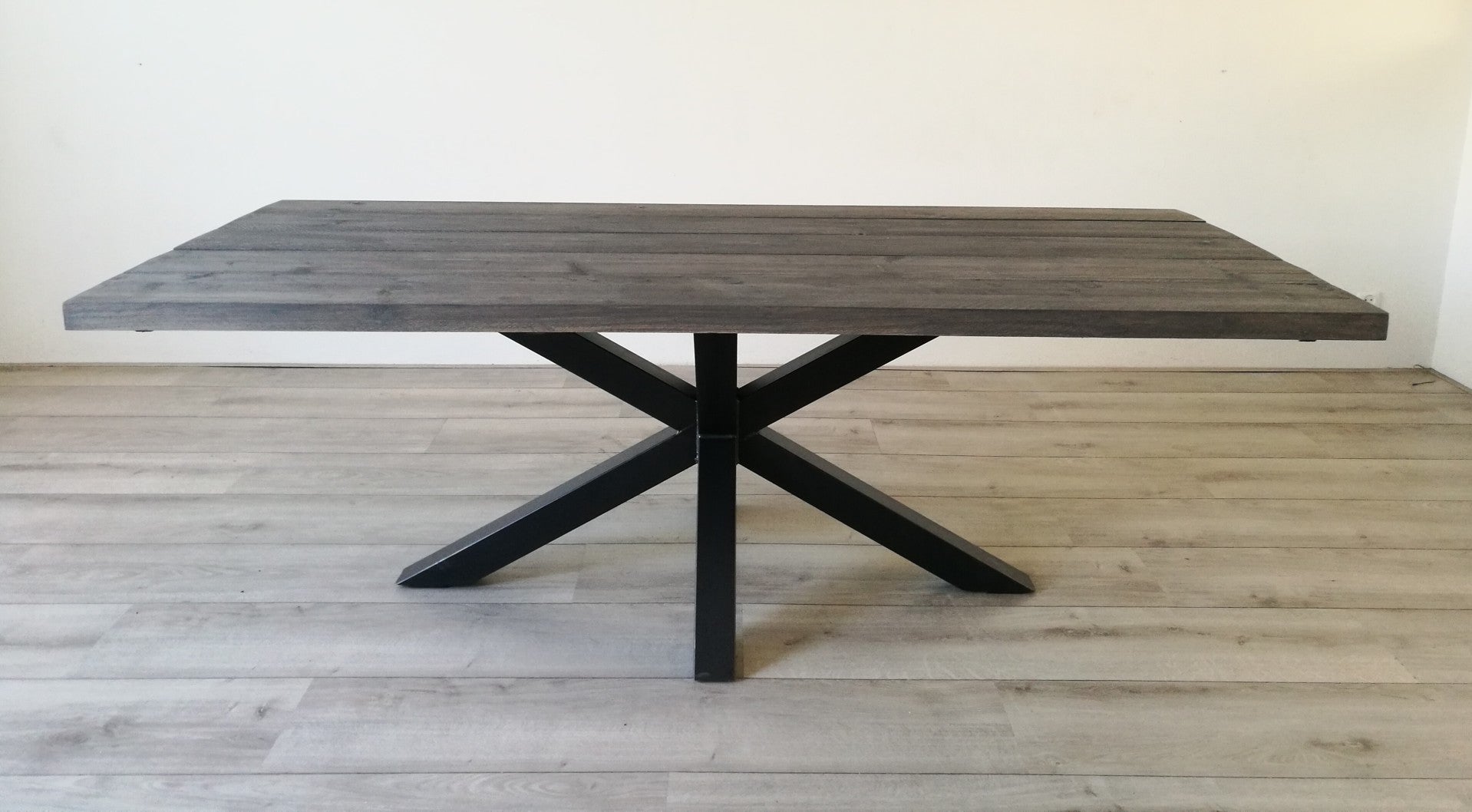 Eettafel Dark Grey matrix / spinpoot metaal