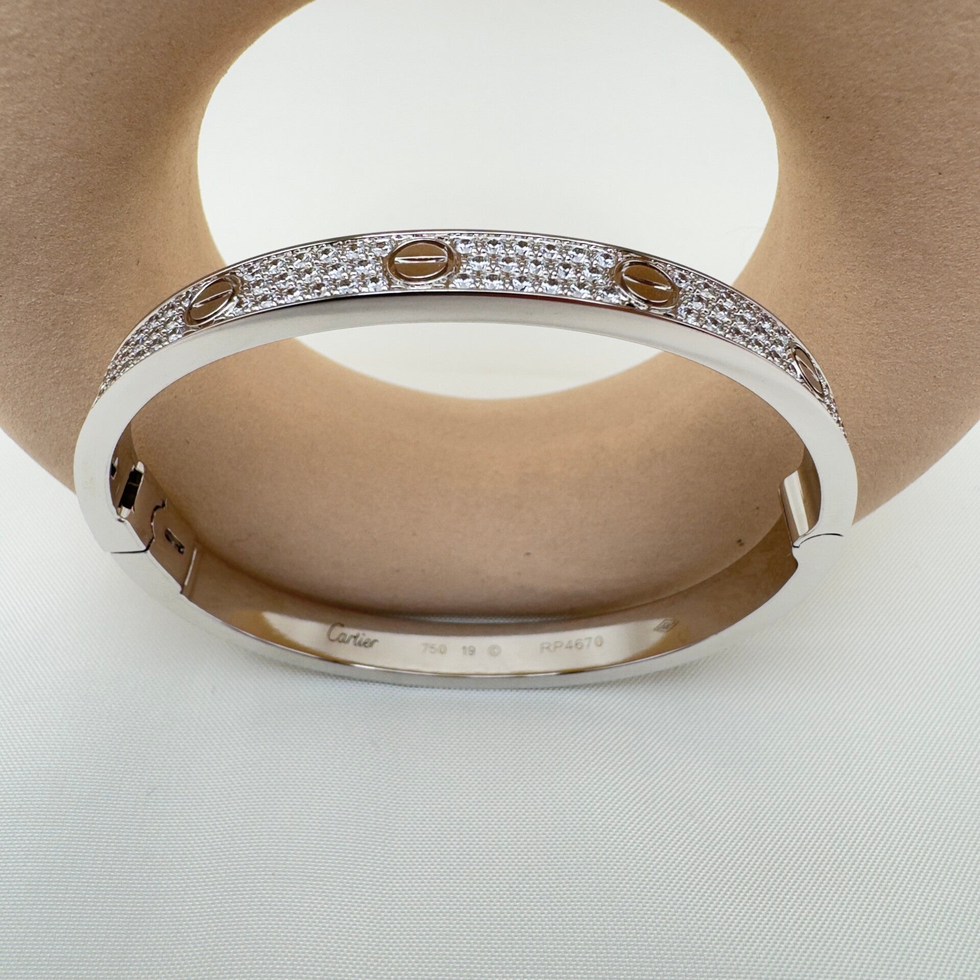 Bracciale Chic con Dettagli Brillanti Argento