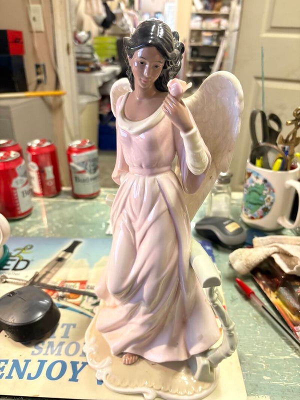 A beautiful Porcelain statue