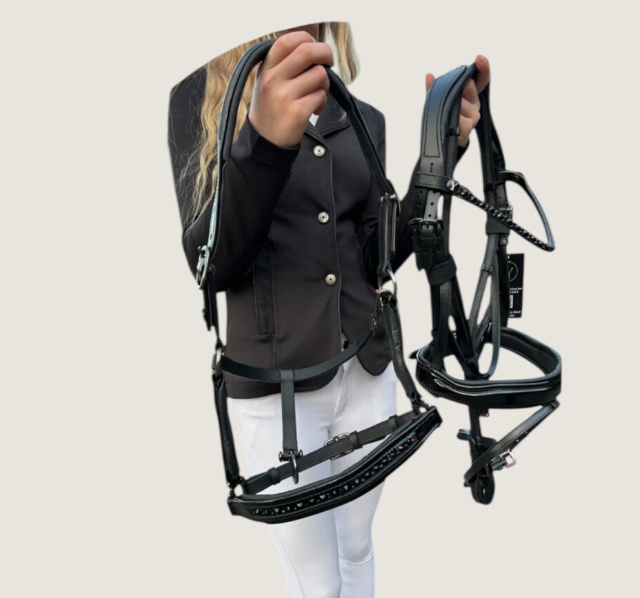 Lederhalfter Night Shadow schwarz mit Swarovski