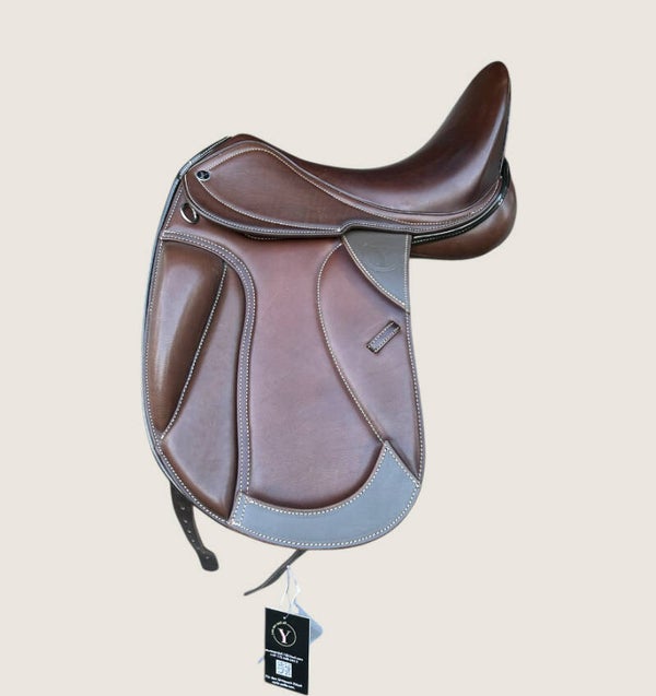 Dressursattel Sunny braun mit Strass