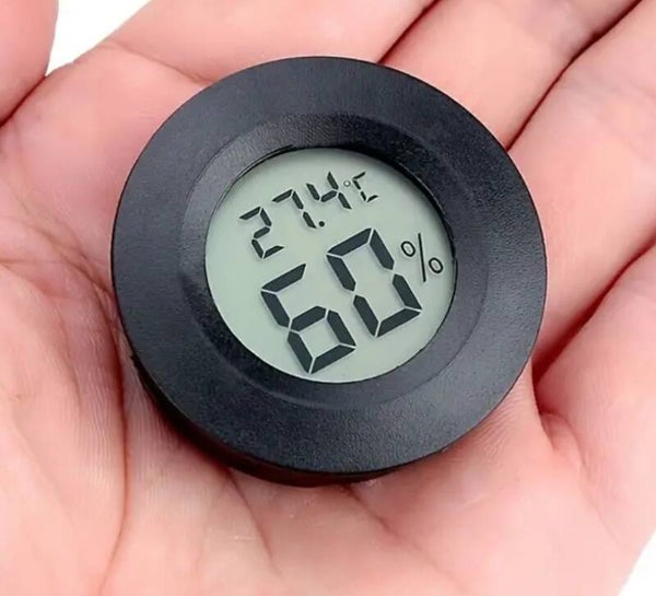 digitale termometer en luchtvochrigheids meter