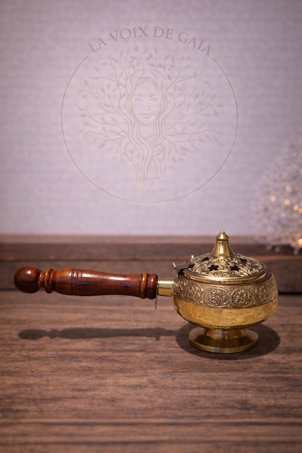 BRÛLE ENCENS LAITON CISELET 2