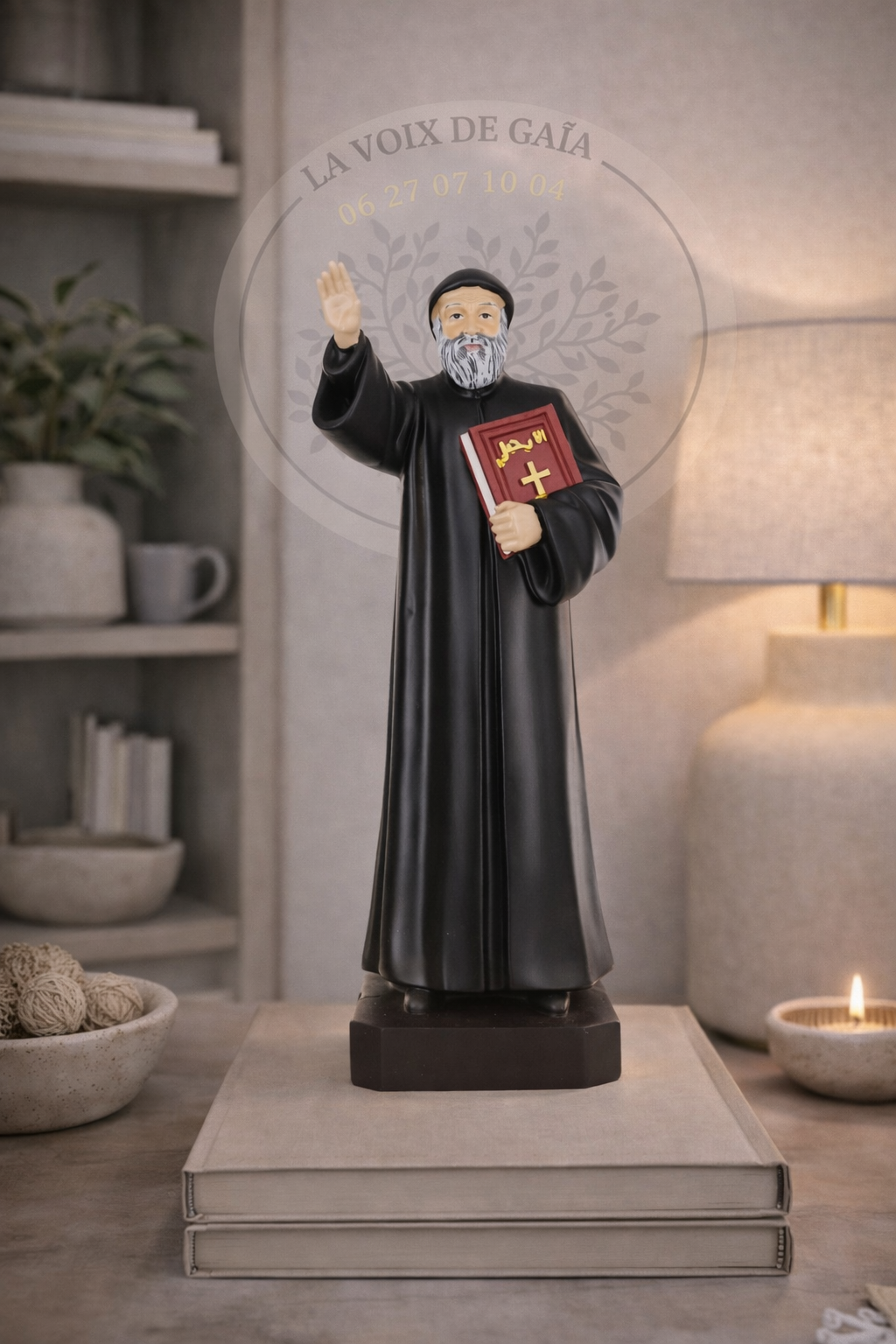Statue de Saint Charbel