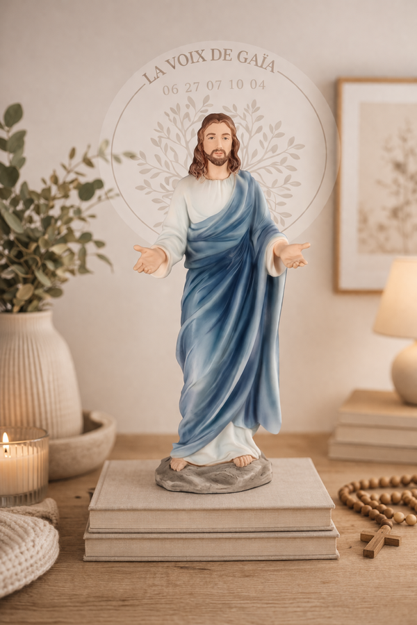 Statue du Christ en bénédiction