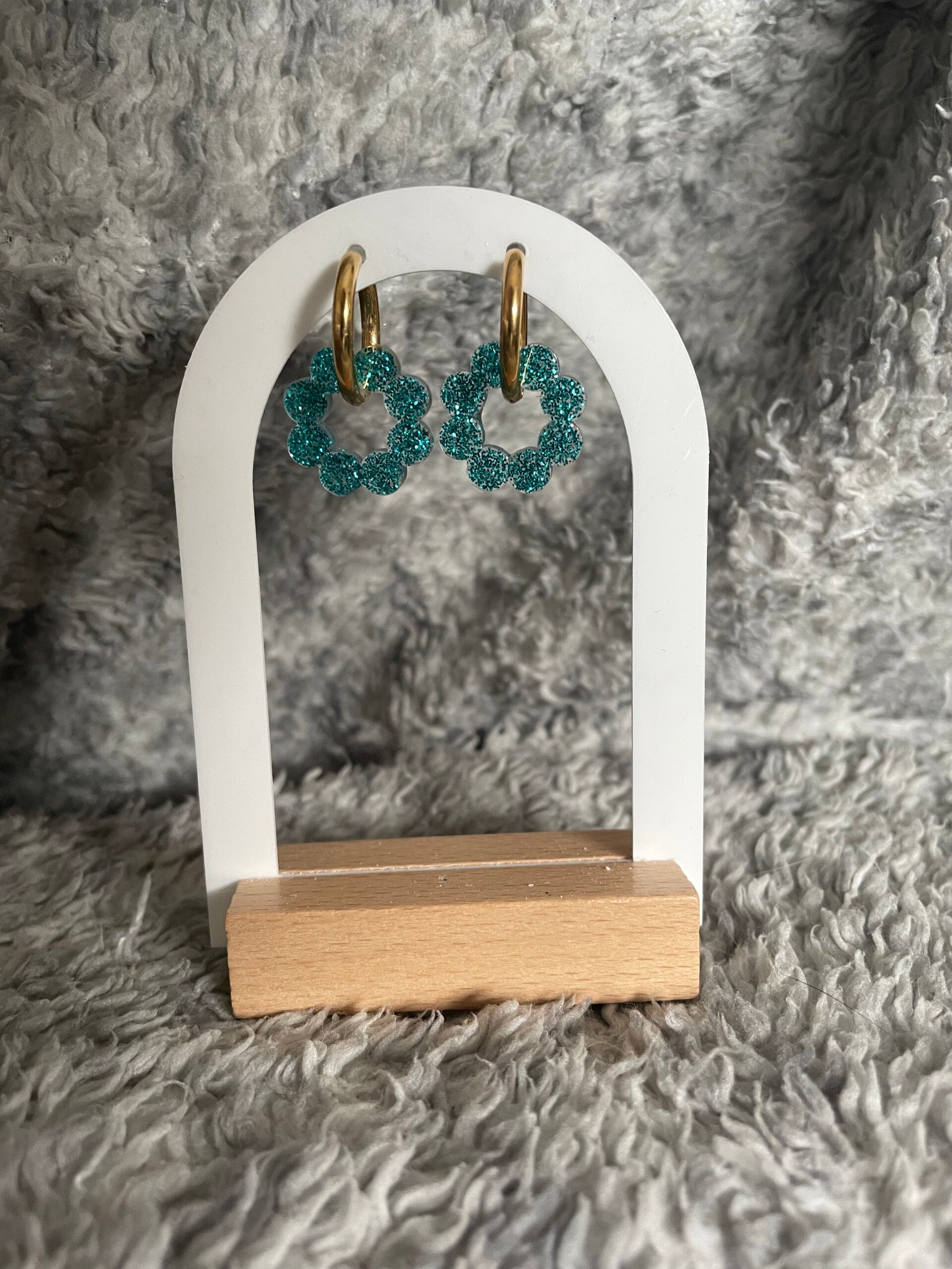 Pampille fleur bubulle en résine