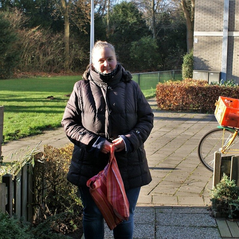 5-12-2020 -  dochter Astrid corona proof bij ons met Sinterklaaspresentjes. Heel lief!