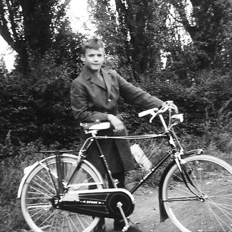 8-9-1964 - Sjef met zijn nieuwe fiets.