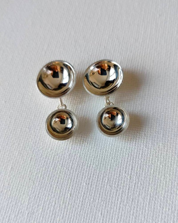Held Light – Medium Drop Earrings