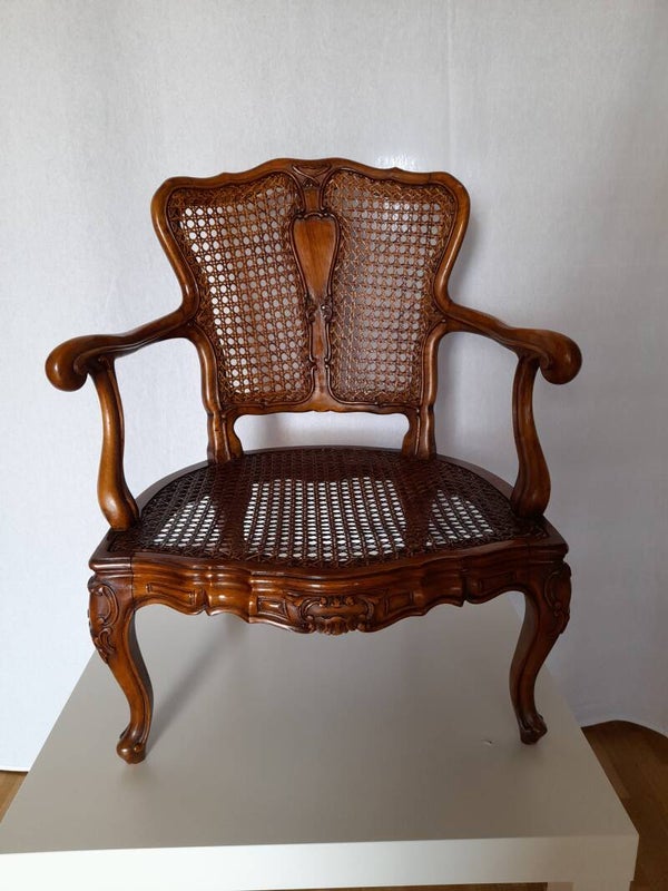 Petit fauteuil d'enfant style Louis XV