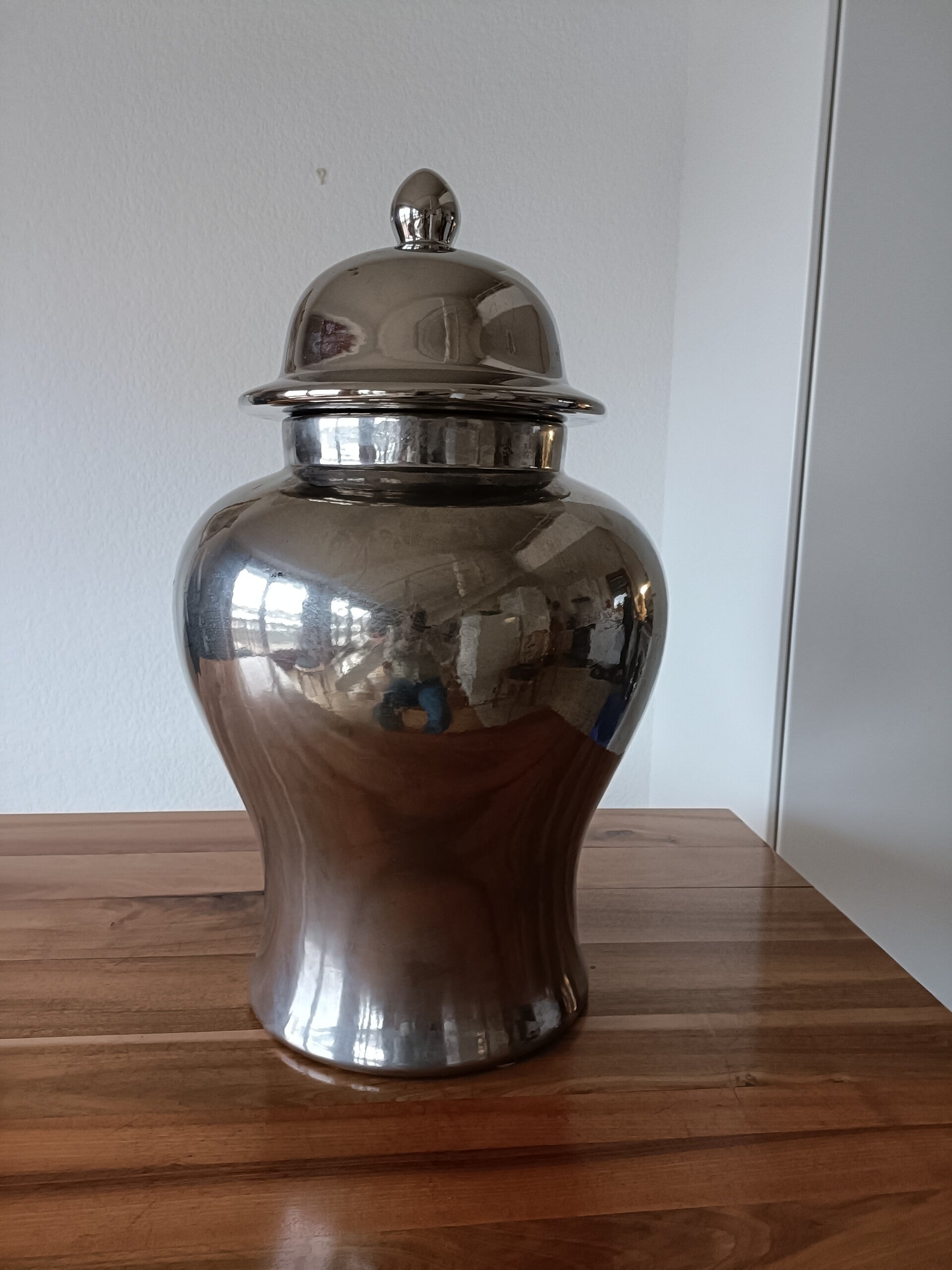 Grand Vase chromé Eichholtz