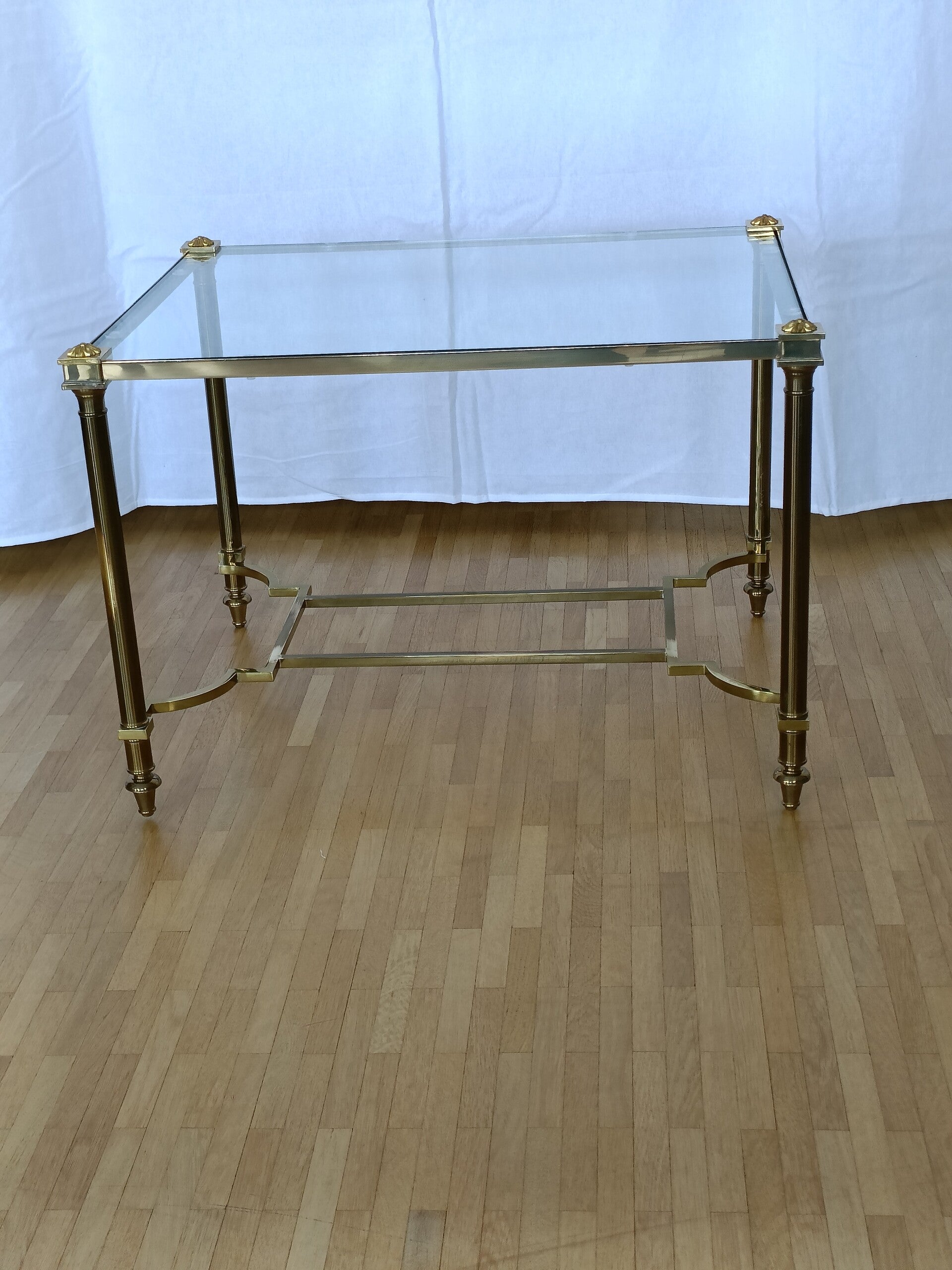 Table de salon en laiton plateau verre