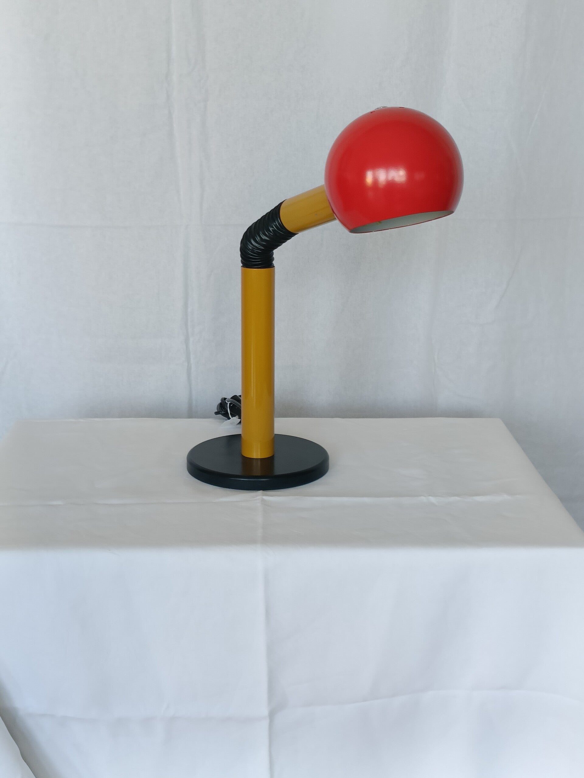 Lampe Vintage rouge et jaune