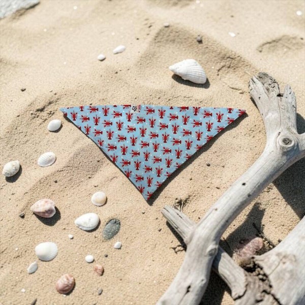 Dog & Cat Bandanas - Light Blue w/Lobsters
