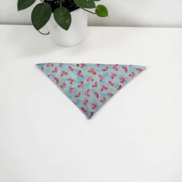 Dog & Cat Bandanas - Light Blue w/ Butterflies