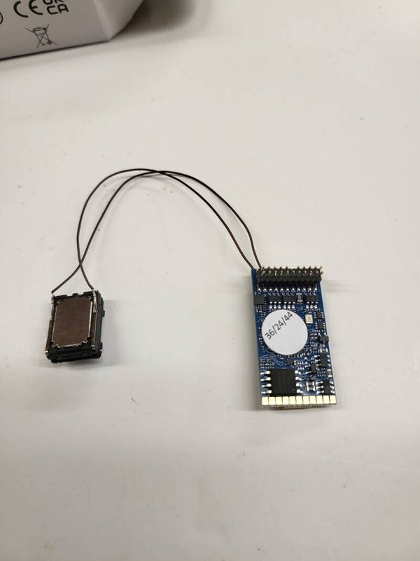 LOKSOUND 5 ESU pluX22