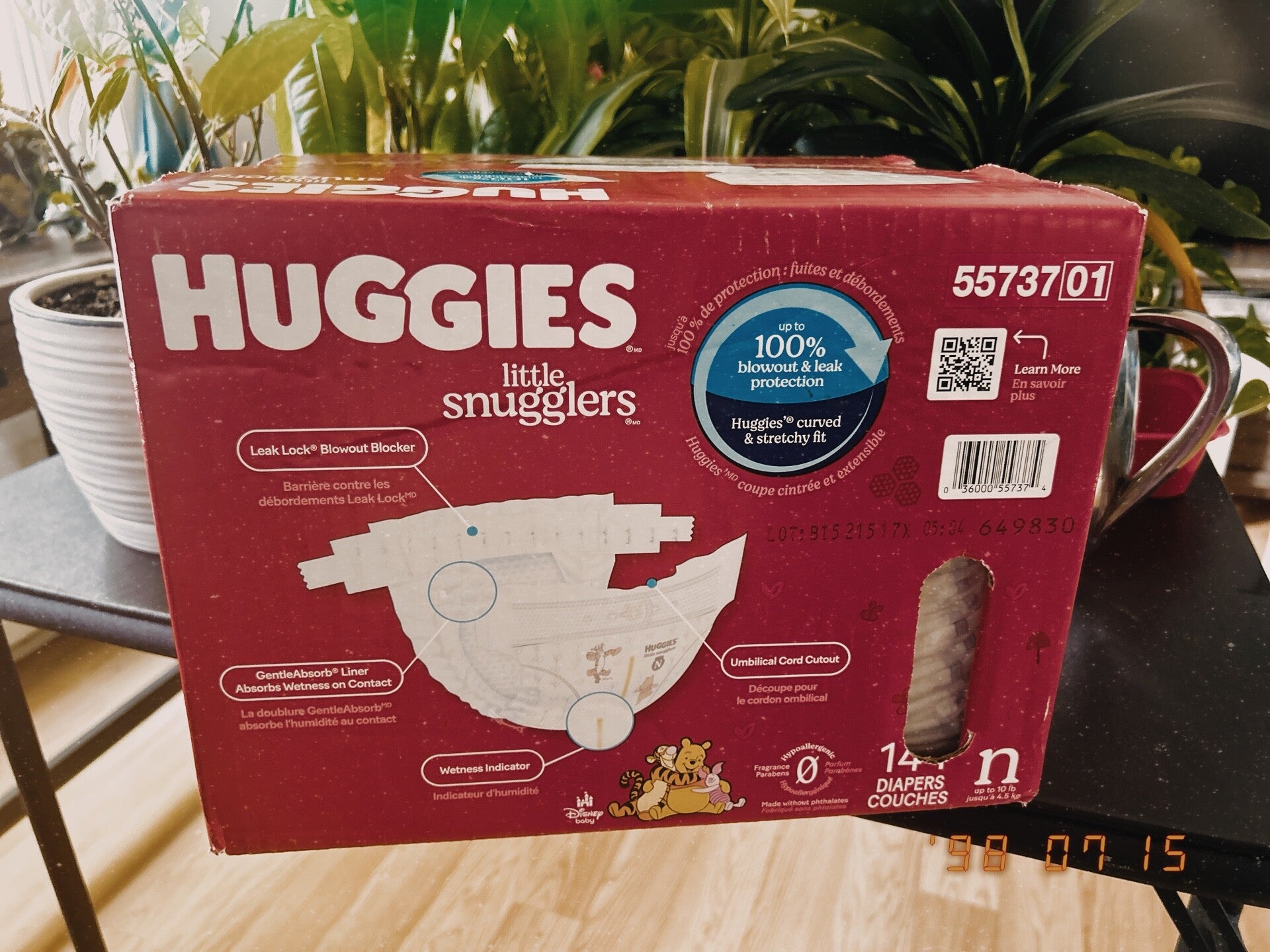 HUGGIES Little snugglers