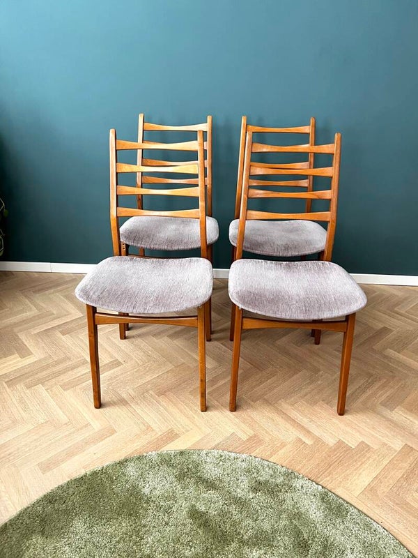 Vintage eetkamerstoelen/stoelen, lila bekleding