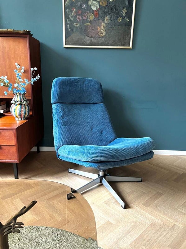 Draaibare Relaxfauteuil intwerp Gillis Lundgren voor Ikea Lunna