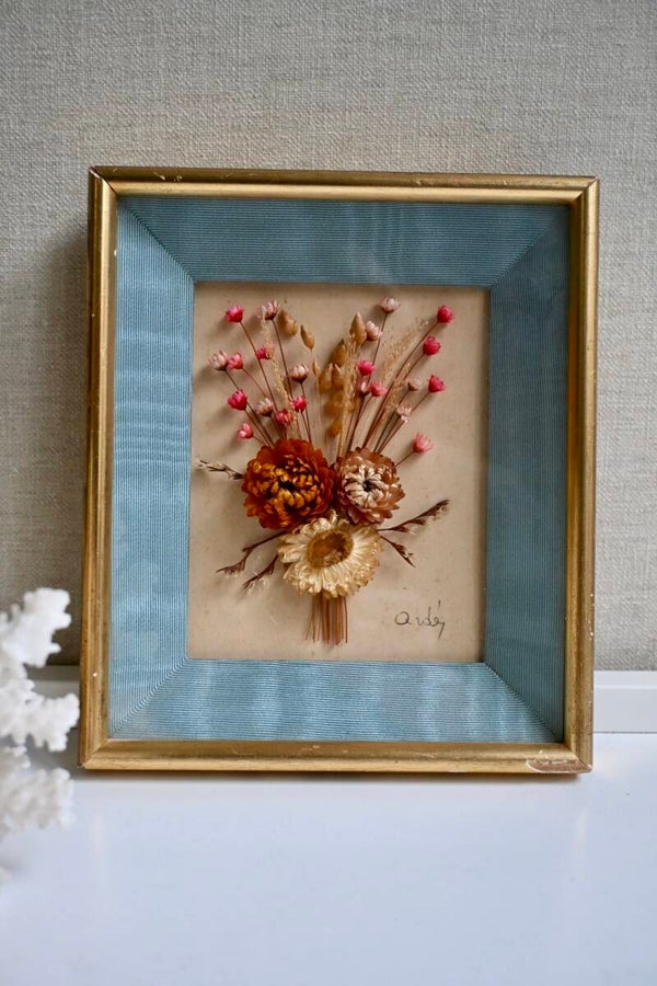 Vintage ingelijst boeketje van droogbloemen