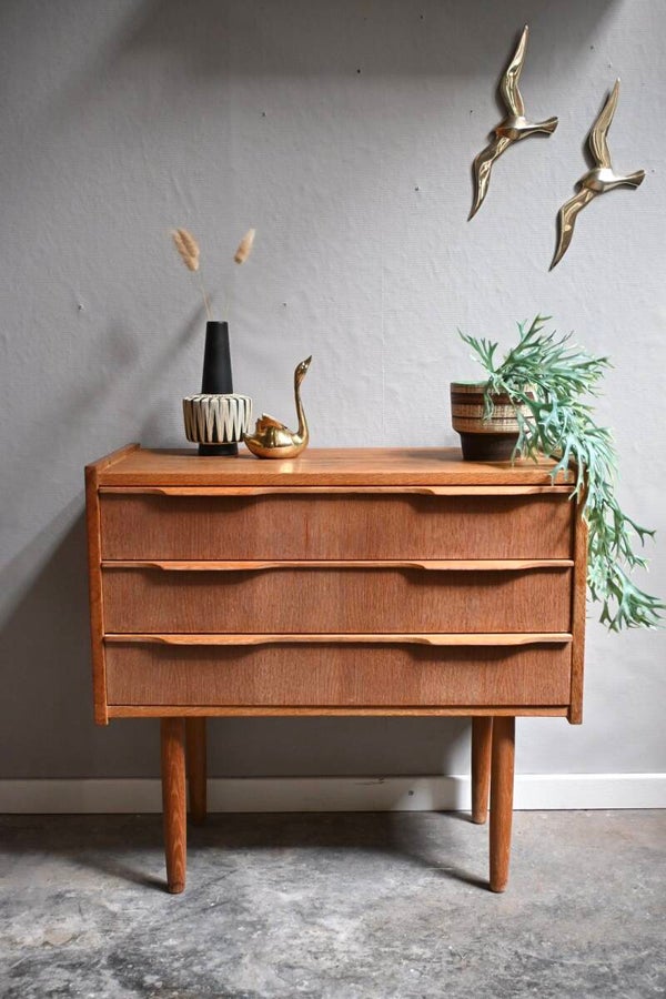 Deens Design Ladekastje Afgewerkt in Eiken