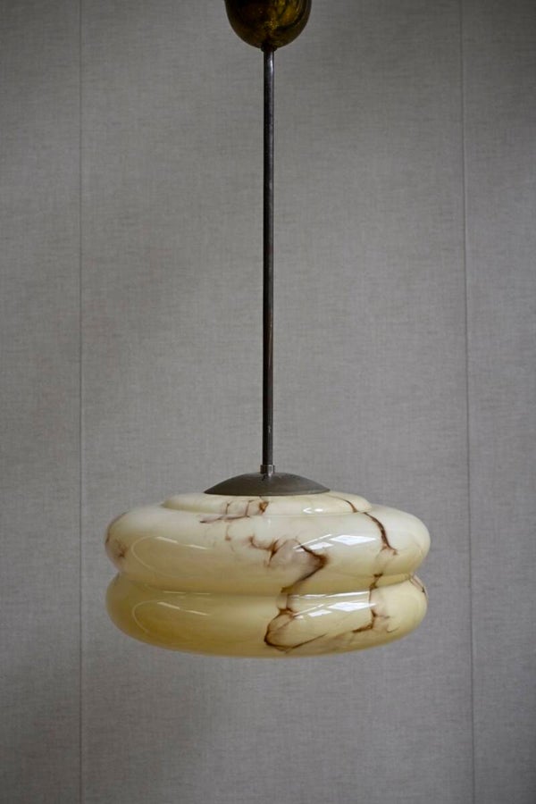 Art Deco hanglamp uit de Jaren 20-30 Gemarmerd Opaline Glas