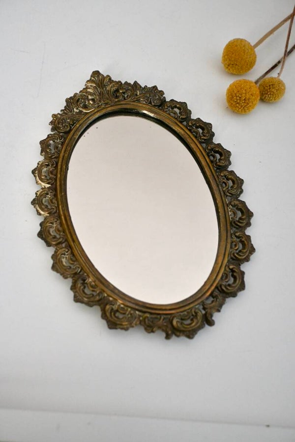 Vintage messing rococo stijl wandspiegeltje
