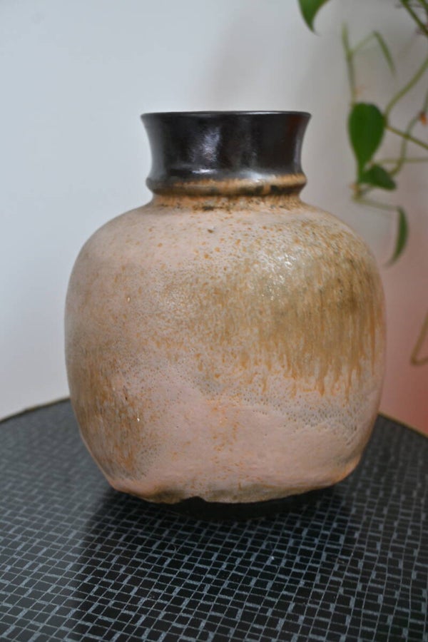 Mooie West Germany Vaas In Bruin en Beige
