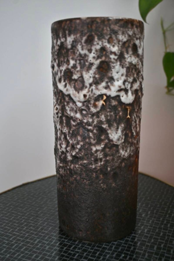 Mooie Fat Lava Cilindervormige Vaas Hoog 20cm