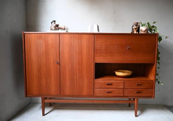 Prachtig groot vintage highboard jaren 60, teak fineer