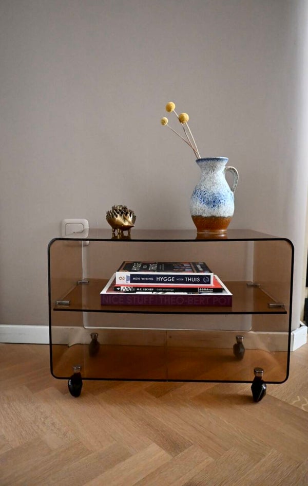 Origineel vintage Michel Dumas voor Roche Bobois Plexiglas bijzettafeltje/lp rekje
