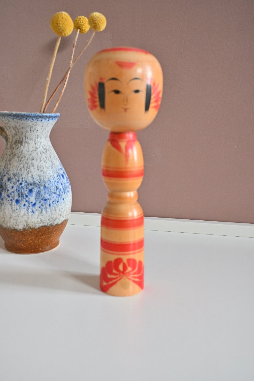 Grote vintage Japanse Kokeshi-pop