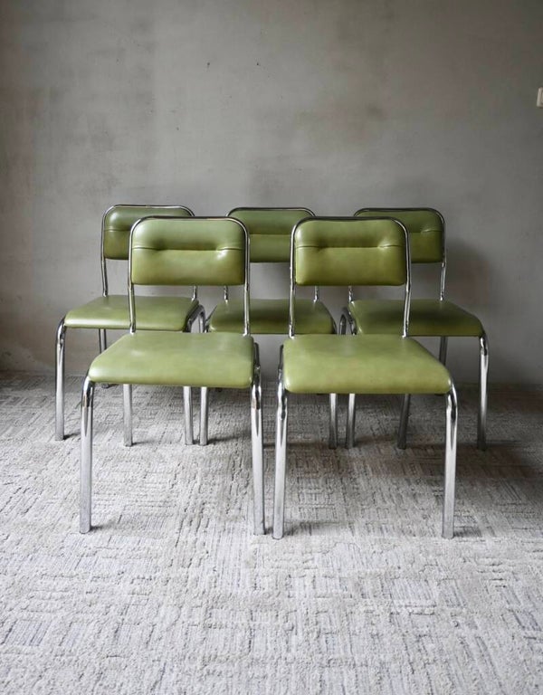 Set van 5 karakteristieke mid-century dining chairs uit de jaren 50/60