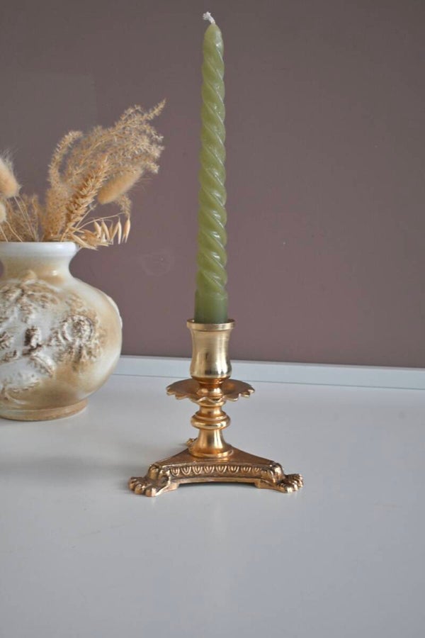 Decoratieve antieke messing kandelaar