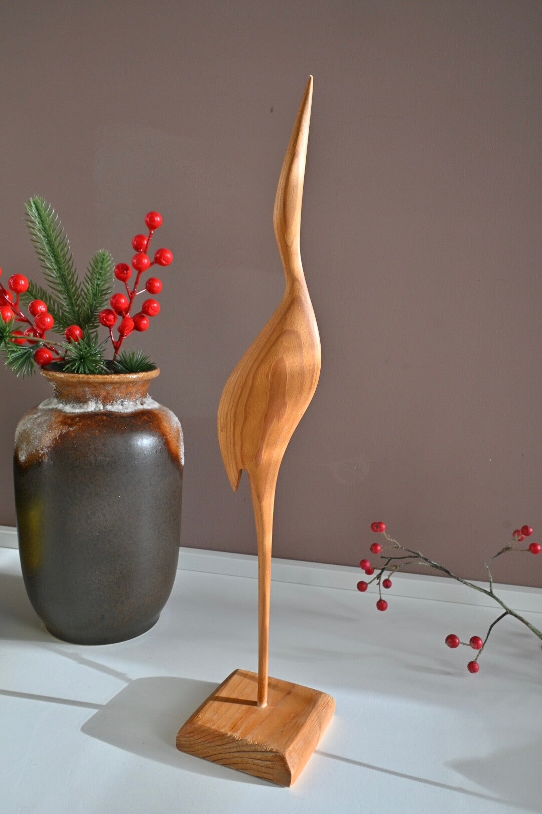 Sierlijk houten kraanvogel beeldje