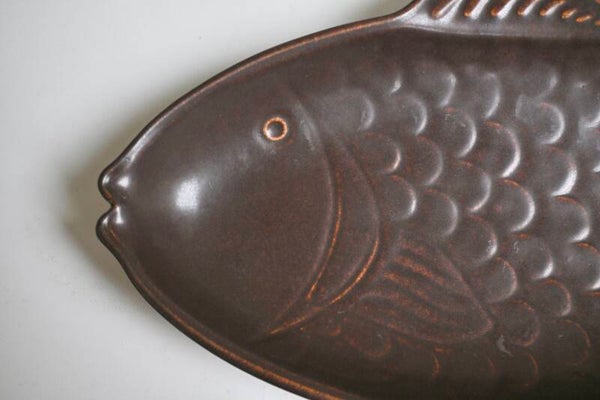 Keramische visschaal