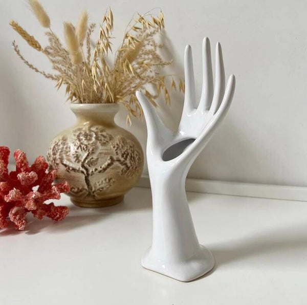 Decoratie hand van porselein