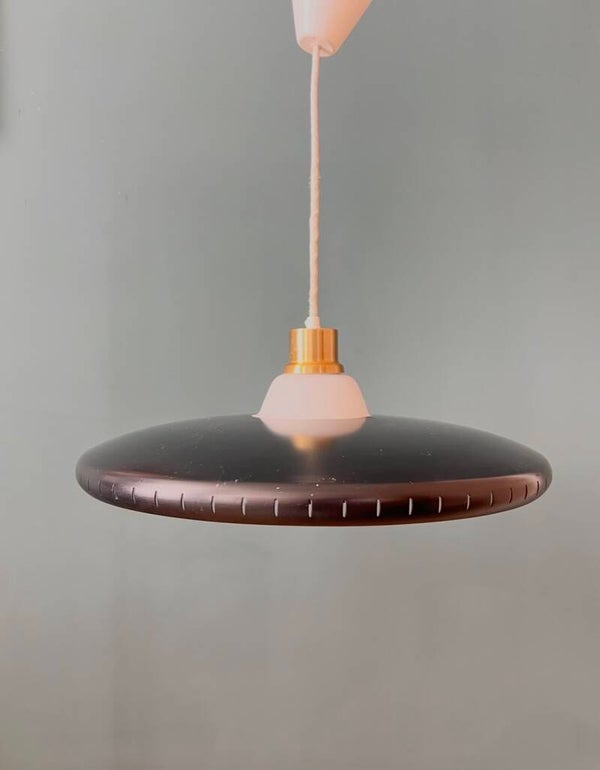 Hanglamp Opaline glas en Kap van Metaal Ontwerp Bent Karlby