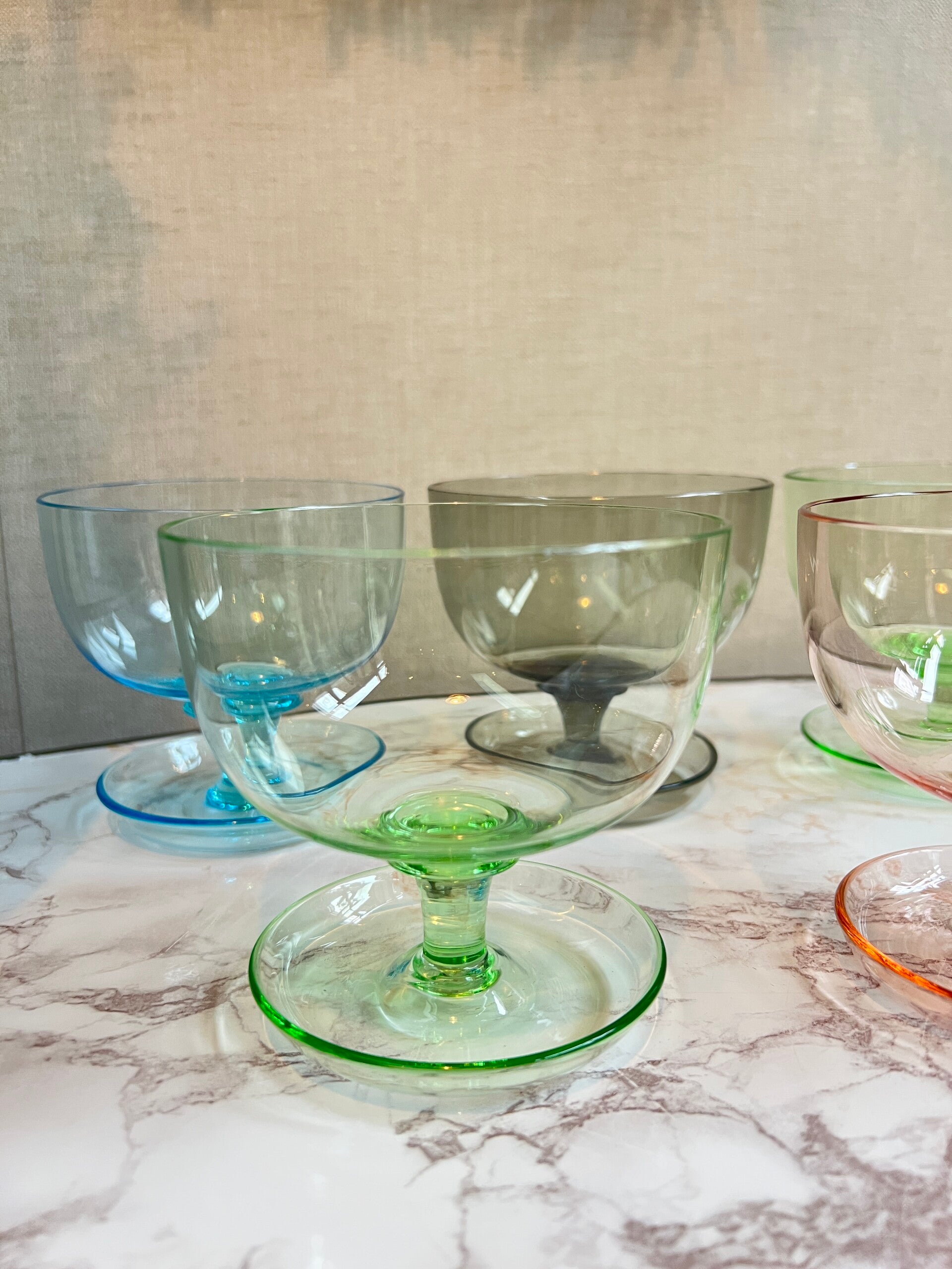 Mooie set van 5 gekleurde glazen