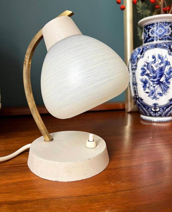 Tof vintage tafellampje ook mooi als nachtlampje