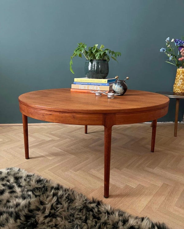 Prachtige Vintage Salontafel Rond van massief teak.