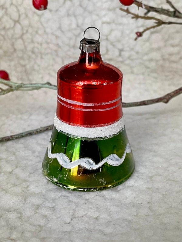 Oude Vormbal Klokje Groen Rood met klepel 7.5cm